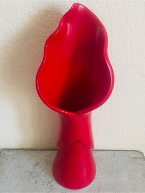 Vintage Red Calla Lilly  Vase